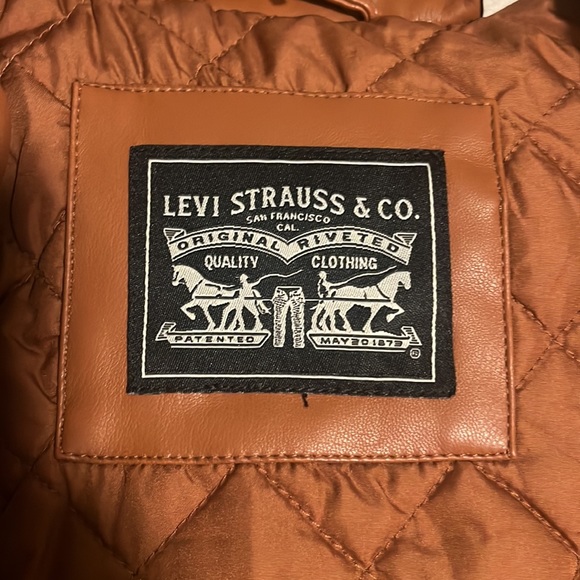Levi’s Faux Leather Jacket - Picture 3 of 6